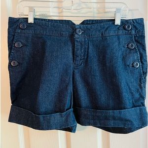 NAVY VINTAGE LOOKING SAILOR SHORTS